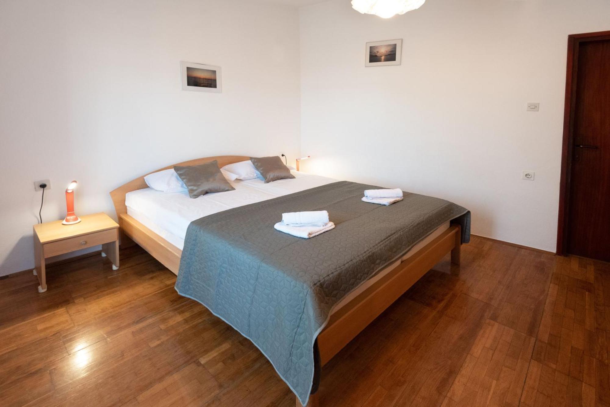Ama - First Floor Apartamento
